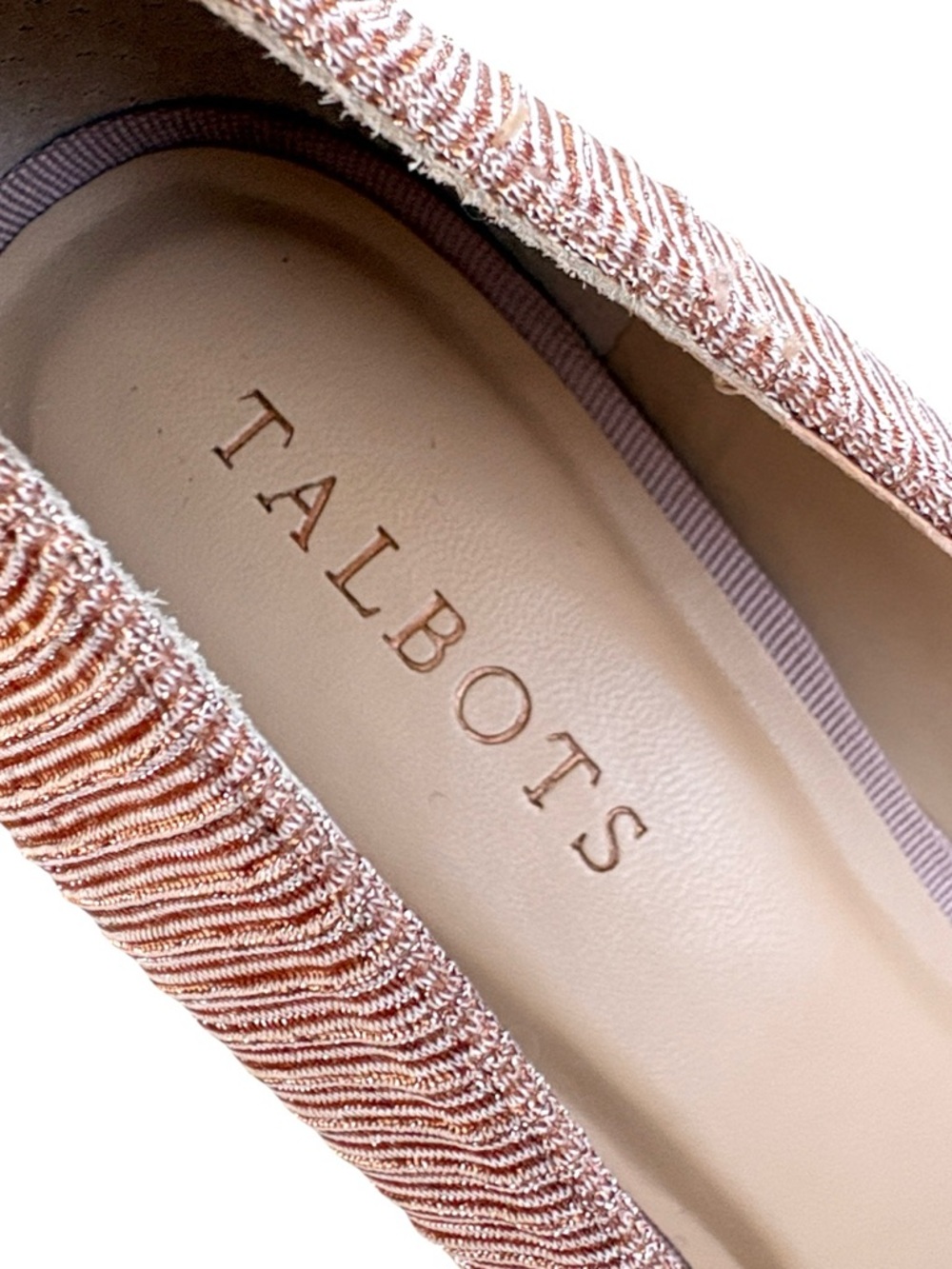 NWOT Talbots Erica Bow Lurex Kitten Heels Size 8.5 - Picture 3 of 8